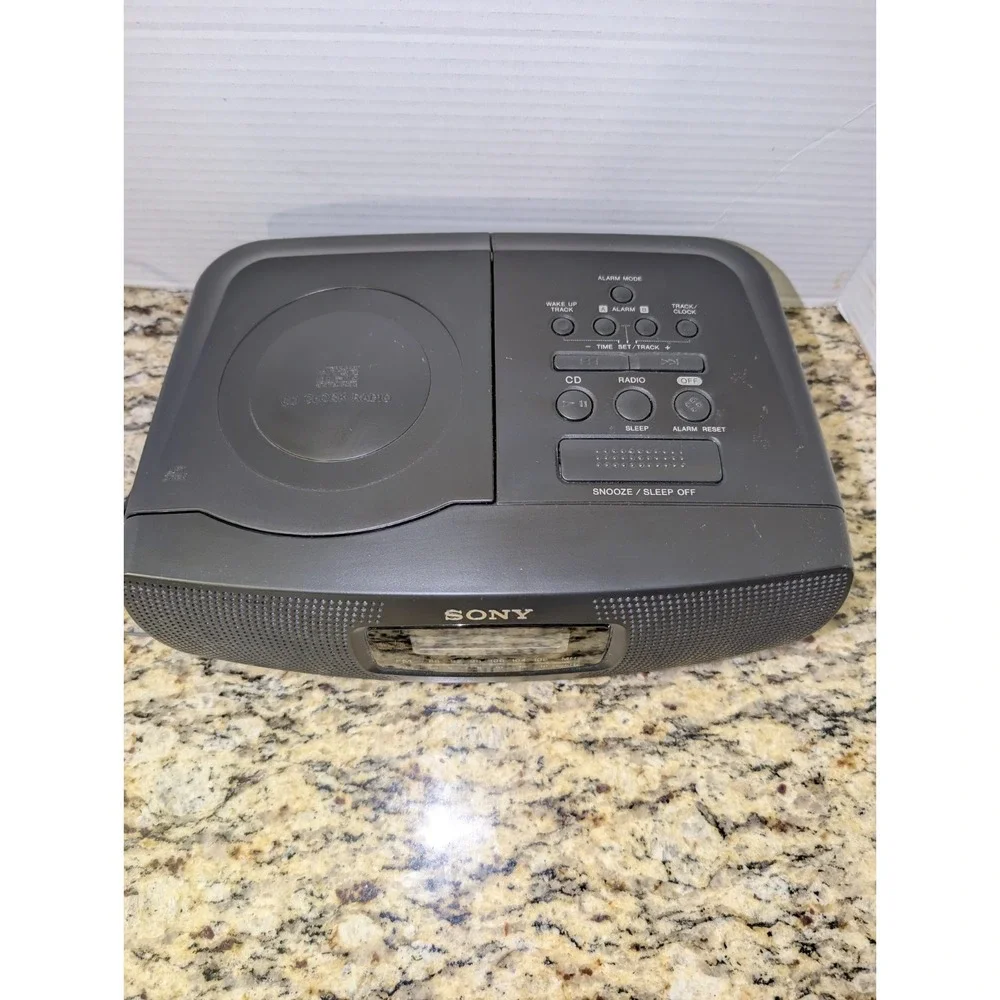 Sony ICF-CD820 AM/FM Stereo Dual Alarm Clock Radio with CD Player Tested Works